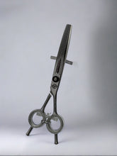 Load image into Gallery viewer, Angels 6.5’ curved fluff scissors
